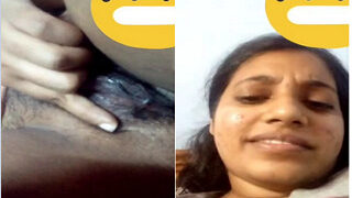Desi Girl Shows Her Wet Pussy On VC | MyDesi