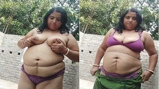 Desi Bhabhi Shows Her Boobs And Pussy | MyDesi