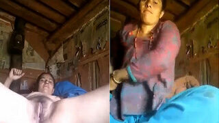 Desi Bhabhi Shows Nude Body | MyDesi