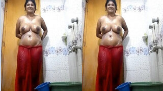 Desi Bhabhi Bathing And Shows Pussy Part 3 | MyDesi