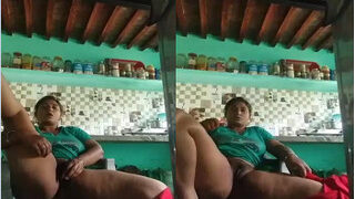 Punjabi Bhabhi Masturbating | MyDesi