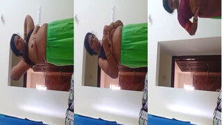 Desi Bhabhi Changing Cloths | MyDesi