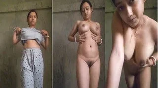 Sexy Boudi Striping And Shows Nude Body | MyDesi
