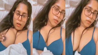 Desi Girl Shows Boob | MyDesi