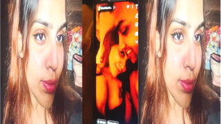 Sexy Desi Girl Shows Her Boobs | MyDesi
