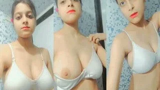Sexy Desi Girl Shows Her Boobs | MyDesi