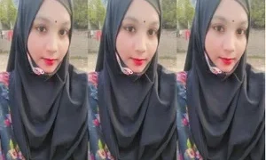 Hijabi Gf Sucking Dick | MyDesi