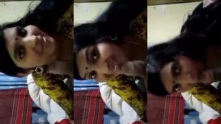 Sexy Desi Wife Sucking Dick | MyDesi