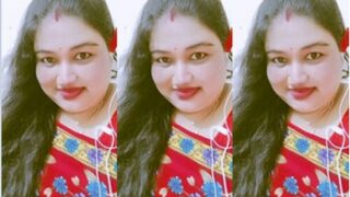 Desi Bahbhi Shows Boobs And Pussy On VC | MyDesi