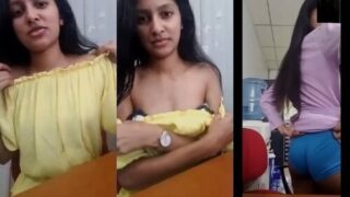Sexy Lankan Girl Shows | MyDesi